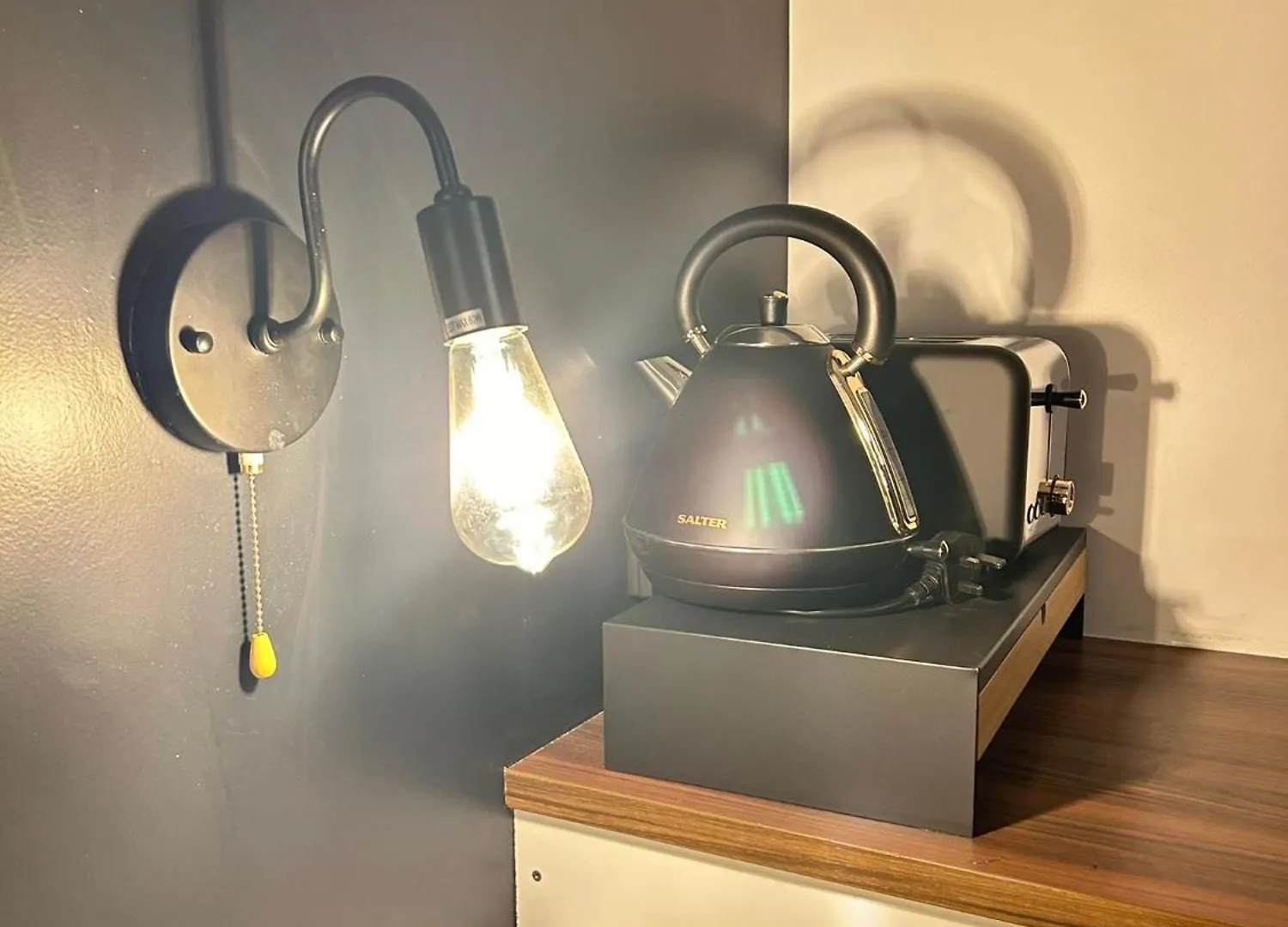 G Eighty Four Aparthotel London